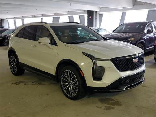 2024 Cadillac XT4 Sport