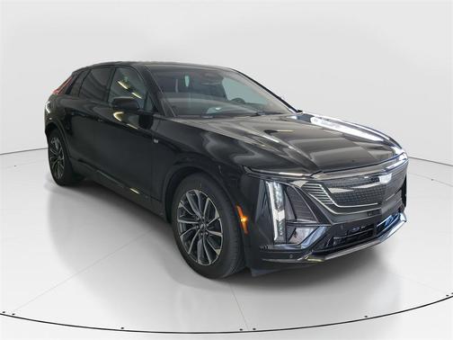 2025 Cadillac LYRIQ Sport