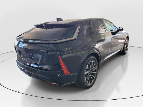 2025 Cadillac LYRIQ Sport
