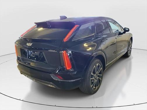 2025 Cadillac OPTIQ Sport 1 AWD