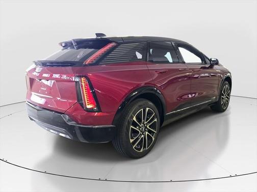 2025 Cadillac OPTIQ Sport 1 AWD
