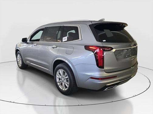 2025 Cadillac XT6 Luxury FWD