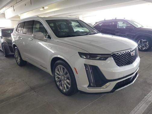 2023 Cadillac XT6 Premium Luxury FWD
