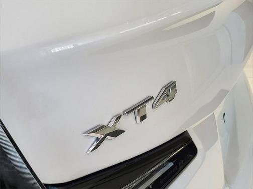 2025 Cadillac XT4 Sport