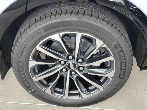 2025 Cadillac LYRIQ Sport
