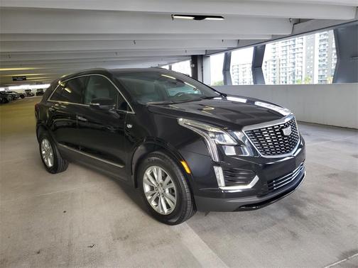 2023 Cadillac XT5 Luxury