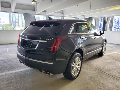 2023 Cadillac XT5 Luxury