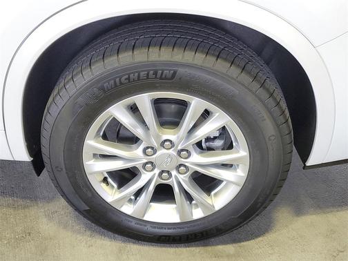 2025 Cadillac XT6 Luxury AWD