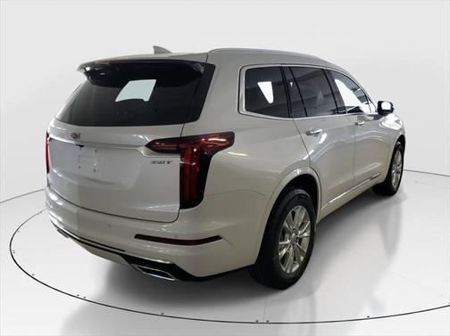 2025 Cadillac XT6 Luxury AWD