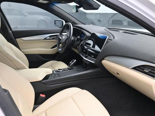 2024 Cadillac CT5 Luxury