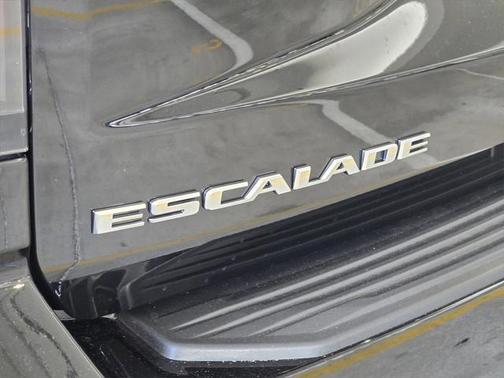 2025 Cadillac Escalade Sport