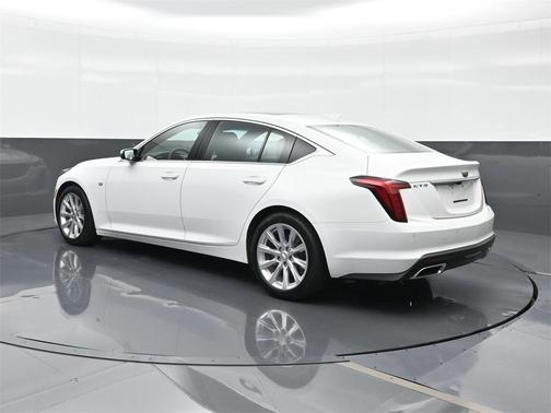 2023 Cadillac CT5 Luxury