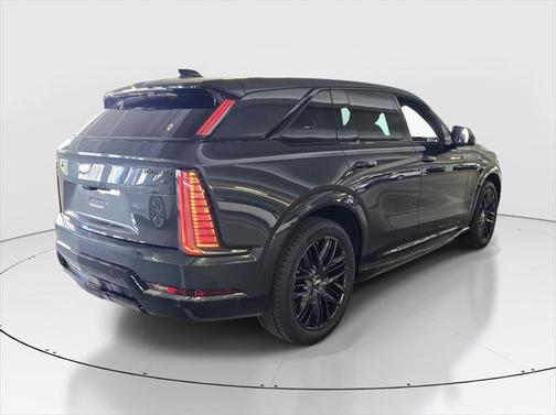 2025 Cadillac Escalade IQ Sport 2