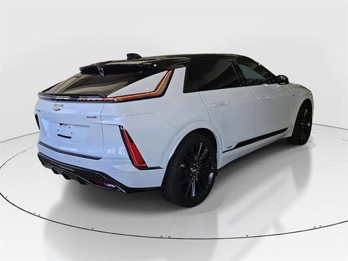 2026 Cadillac LYRIQ V