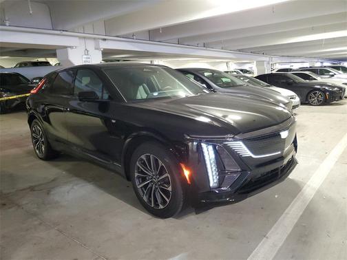 2025 Cadillac LYRIQ Sport