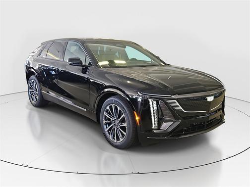 2025 Cadillac LYRIQ Sport