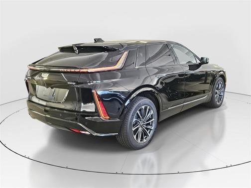 2025 Cadillac LYRIQ Sport