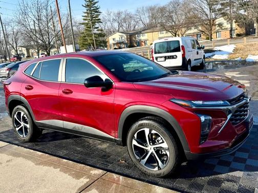 2025 Chevrolet Trax FWD 1RS