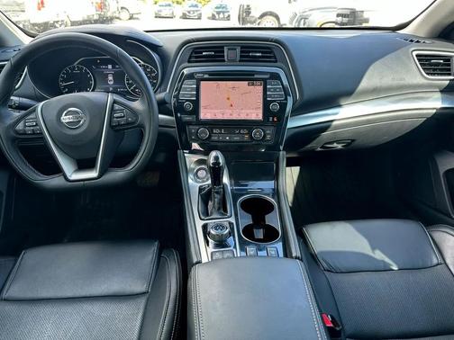 2022 Nissan Maxima SV Xtronic CVT