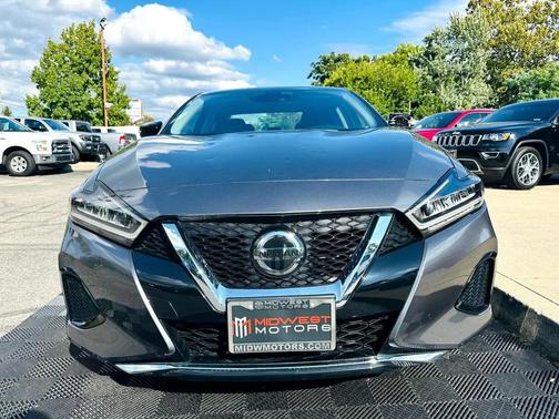 2022 Nissan Maxima SV Xtronic CVT