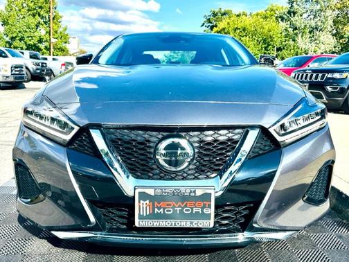 2022 Nissan Maxima SV Xtronic CVT