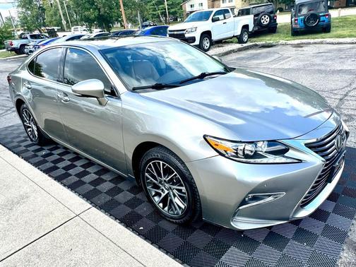 2017 Lexus ES 350 Base