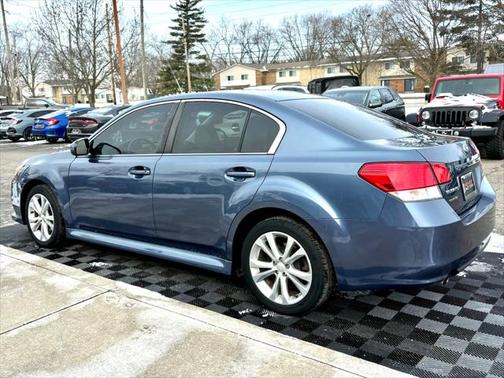 2013 Subaru Legacy Premium