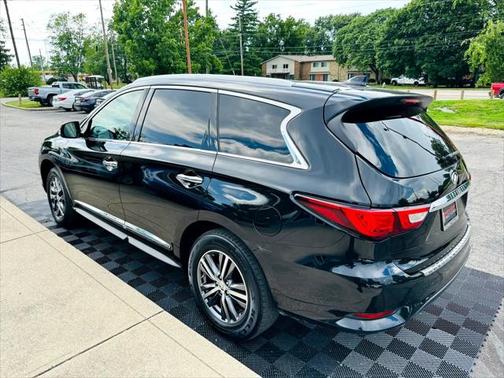 2016 INFINITI QX60 Base