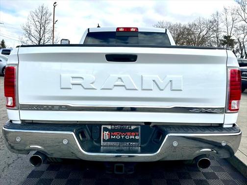 2018 RAM 1500 Limited Crew Cab 4x4 5'7' Box