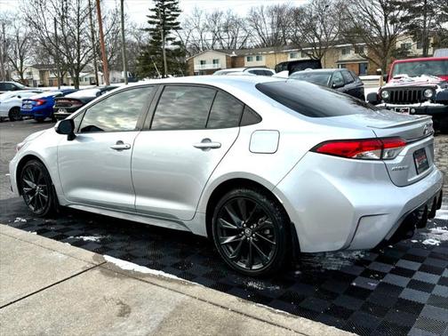 2023 Toyota Corolla Hybrid SE