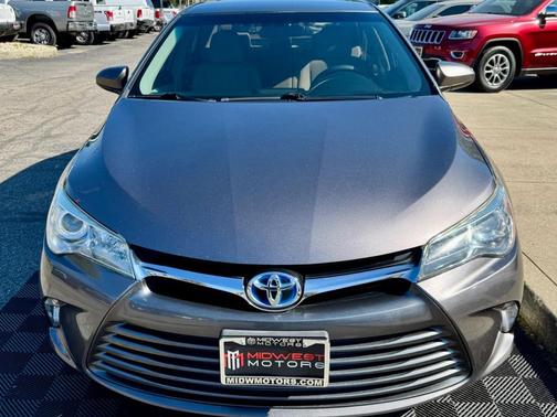 2016 Toyota Camry Hybrid XLE