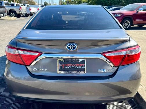 2016 Toyota Camry Hybrid XLE