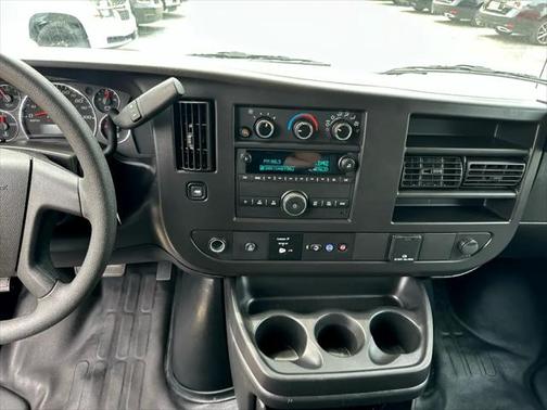 2022 Chevrolet Express 2500 RWD 2500 Regular Wheelbase WT