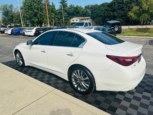 2024 INFINITI Q50 3.0t LUXE