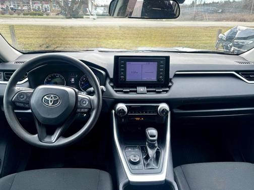 2019 Toyota RAV4 Hybrid LE