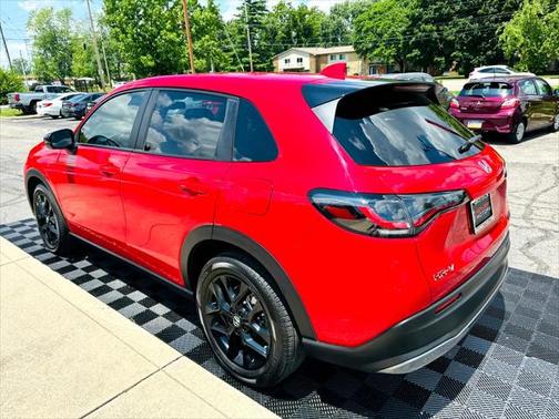 2025 Honda HR-V AWD Sport