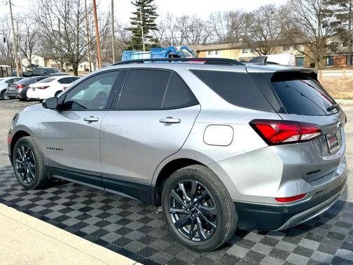 2023 Chevrolet Equinox FWD RS