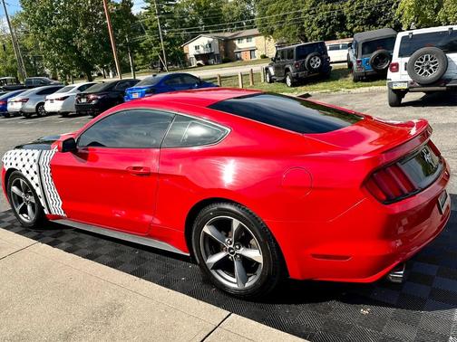 2016 Ford Mustang V6