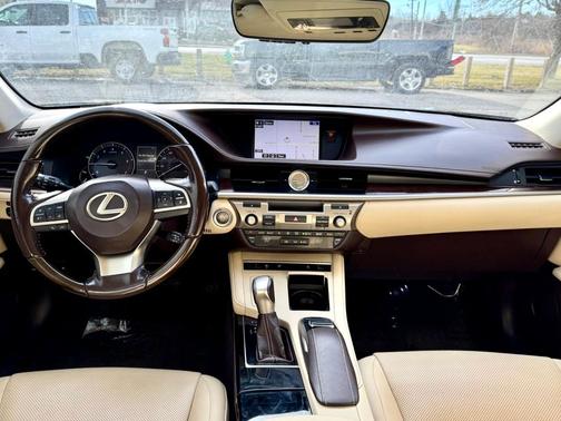 2016 Lexus ES 350 Base