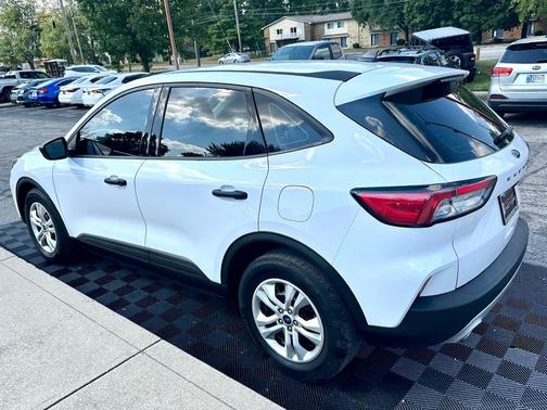 2022 Ford Escape S