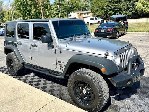 2017 Jeep Wrangler Unlimited Sport RHD