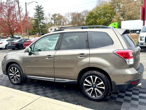 2017 Subaru Forester 2.0XT Touring