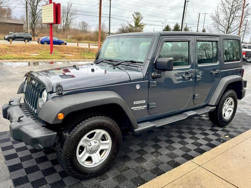 2017 Jeep Wrangler Unlimited Sport RHD