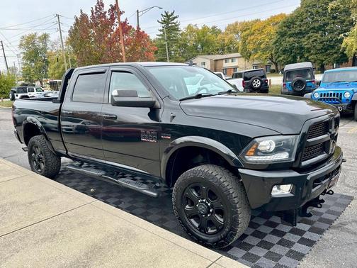 2017 RAM 2500 Laramie Crew Cab 4x4 6'4' Box