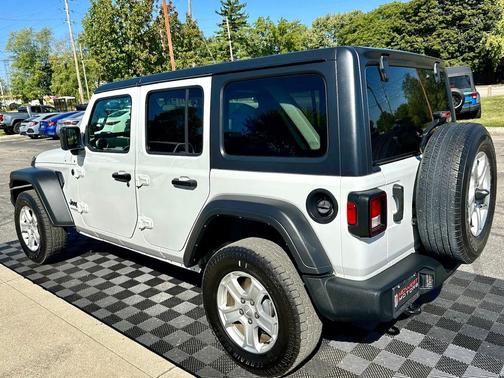 2022 Jeep Wrangler Unlimited Sport