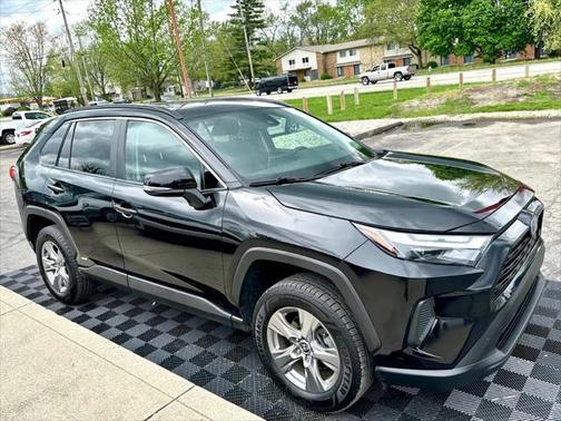 2023 Toyota RAV4 Hybrid XLE