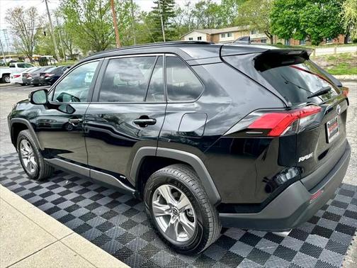 2023 Toyota RAV4 Hybrid XLE