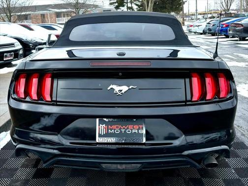 2020 Ford Mustang EcoBoost