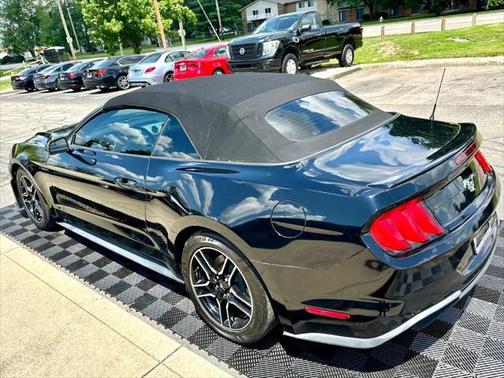 2020 Ford Mustang EcoBoost
