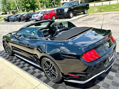 2020 Ford Mustang EcoBoost